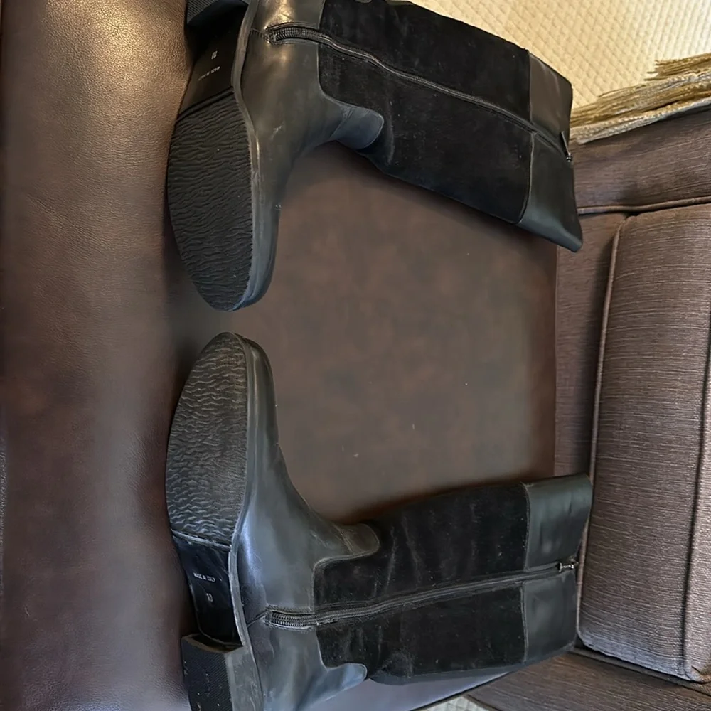 Aquatalia Italian leather and suede boots rarely worn - Picture 6 of 7